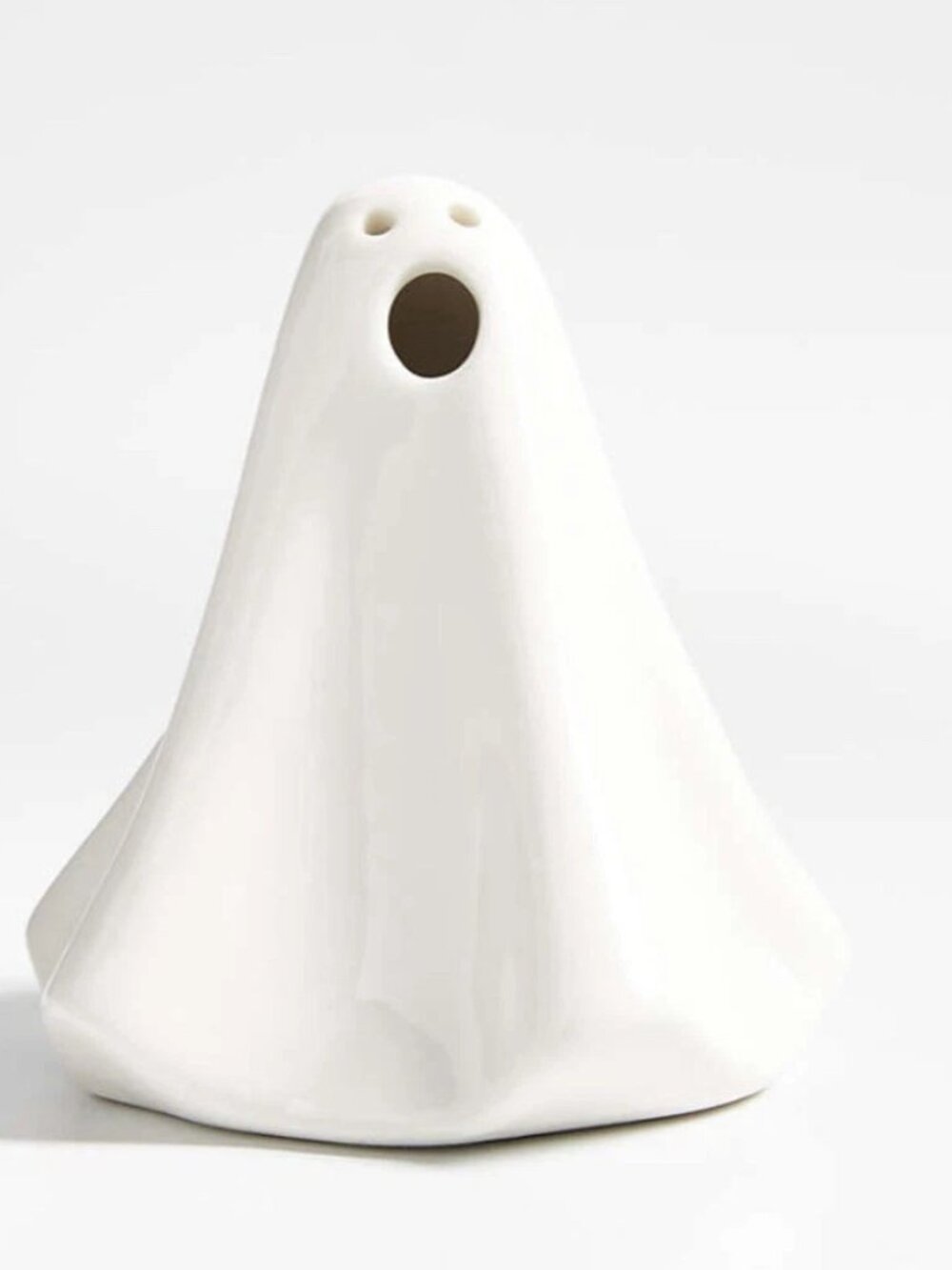 Crate & Barrel- Ceramic LED Lights medium ghost 4’’, 1 pc- NWT
